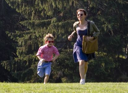 Scarlett Johansson and Nicholas Art in The Nanny Diaries (2007)