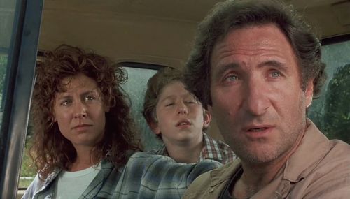 Christine Lahti, Judd Hirsch, and Jonas Abry in Running on Empty (1988)