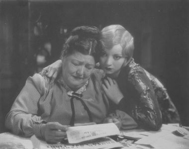 Kate Price and Alice White in Show Girl (1928)