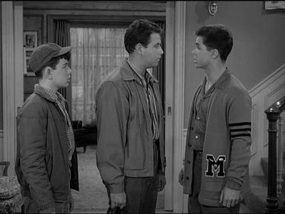 Frank Bank, Tony Dow, and Jerry Mathers in Leave It to Beaver (1957)