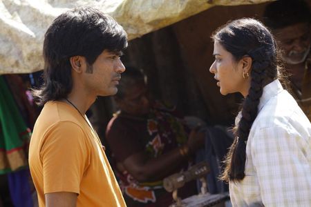 Dhanush and Aishwarya Rajesh in Vada Chennai (2018)