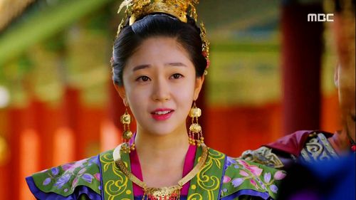 Jin-hee Baek in The Empress Ki (2013)