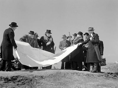 Guglielmo Barnabò in Miracle in Milan (1951)