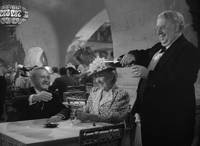 Ilka Grüning, S.Z. Sakall, and Ludwig Stössel in Casablanca (1942)