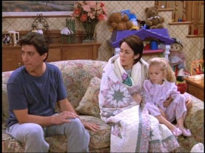 Patricia Heaton, Ray Romano, and Madylin Sweeten in Everybody Loves Raymond (1996)