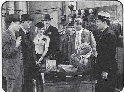 Dorothy Arnold, Anthony Averill, Jerry Frank, Edwin Stanley, Forrest Taylor, and Regis Toomey in The Phantom Creeps (193