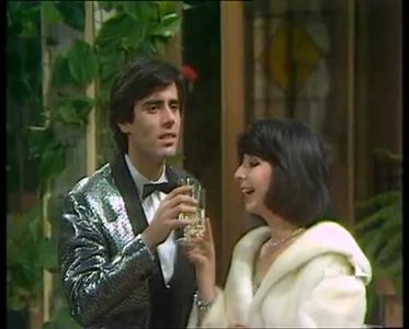 Marisa Del Frate and Teo Teocoli in Valentina, una ragazza che ha fretta (1977)