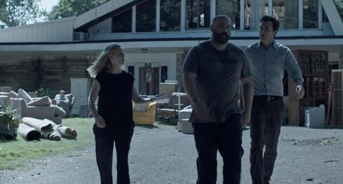 Jason Bateman, Laura Linney, and Robert Walker Branchaud in Ozark (2017)