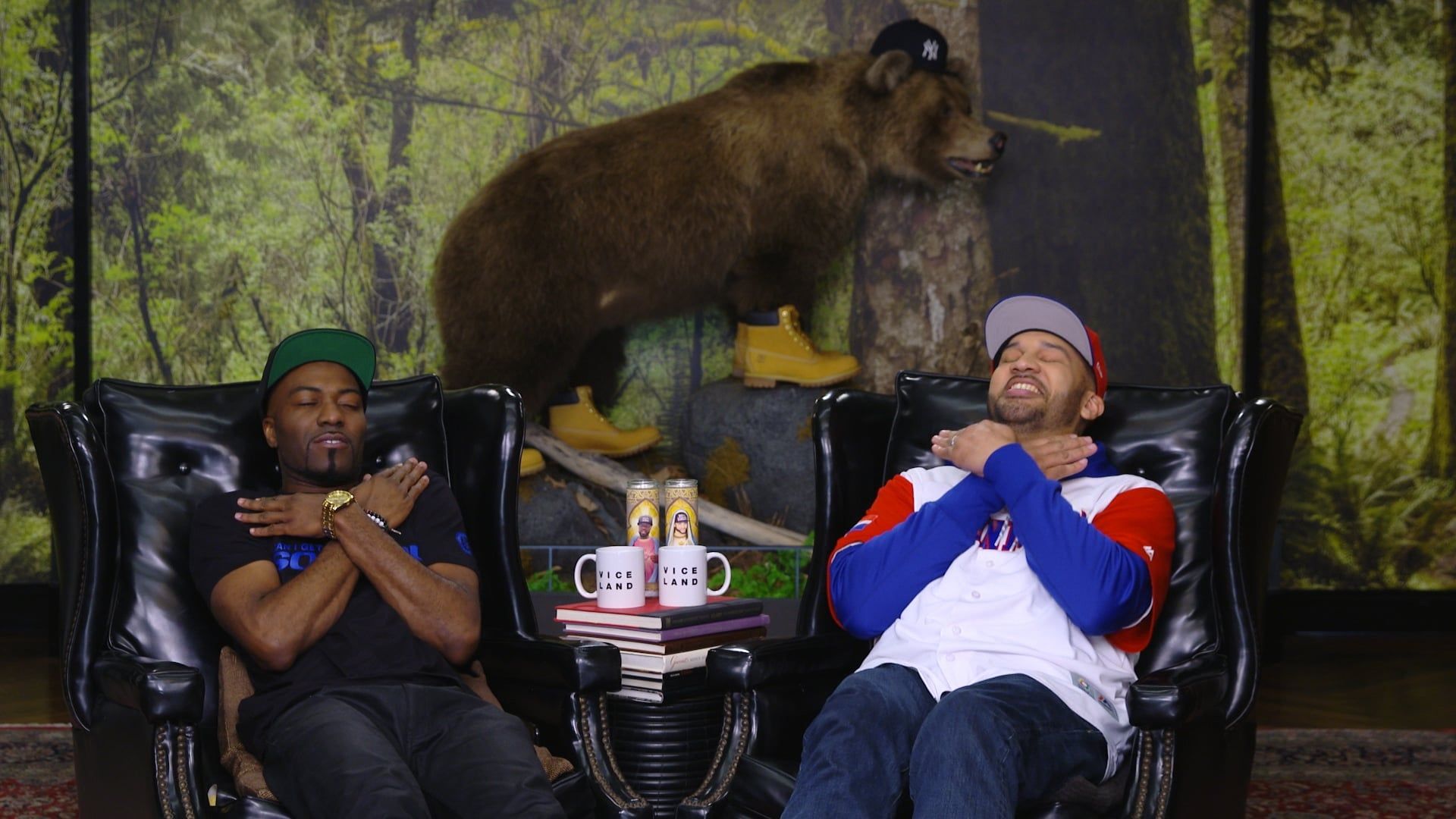 Desus & Mero background