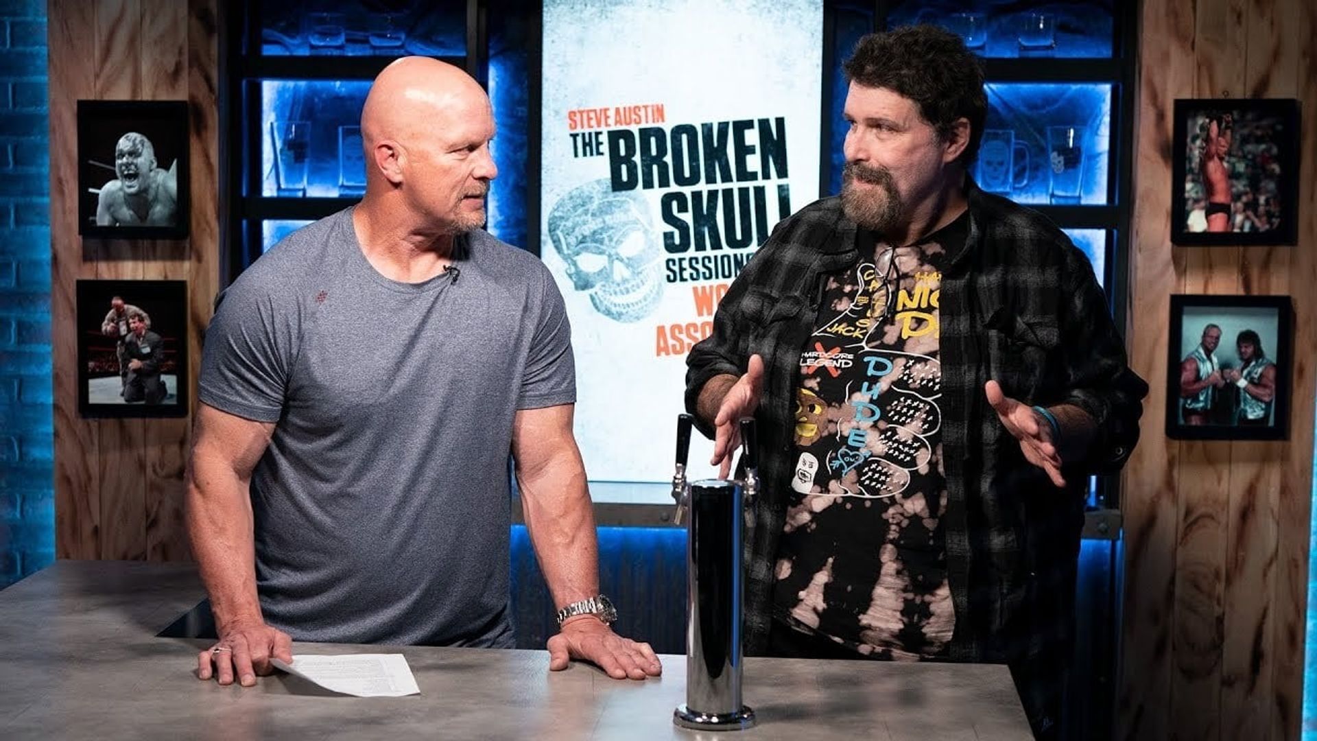 Steve Austin's Broken Skull Sessions background