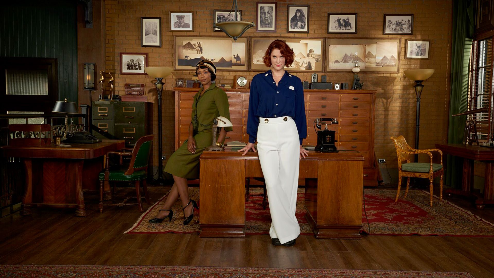 Frankie Drake Mysteries background