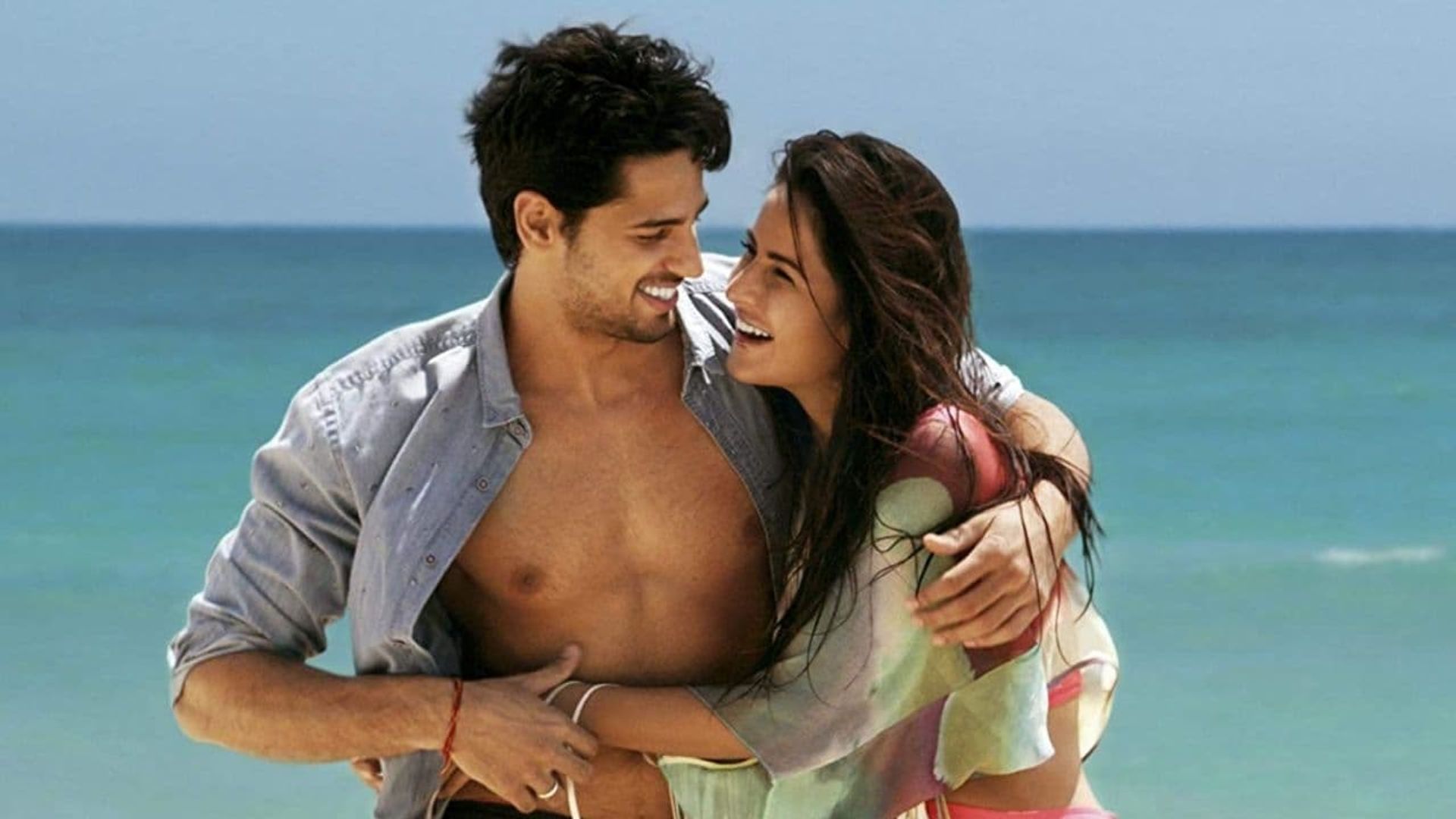 Baar Baar Dekho background